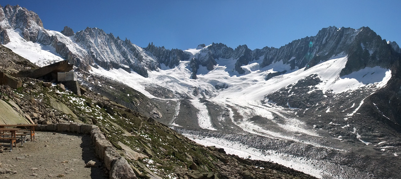 Le glacier de Talèfre vu du refuge du Couvercle
