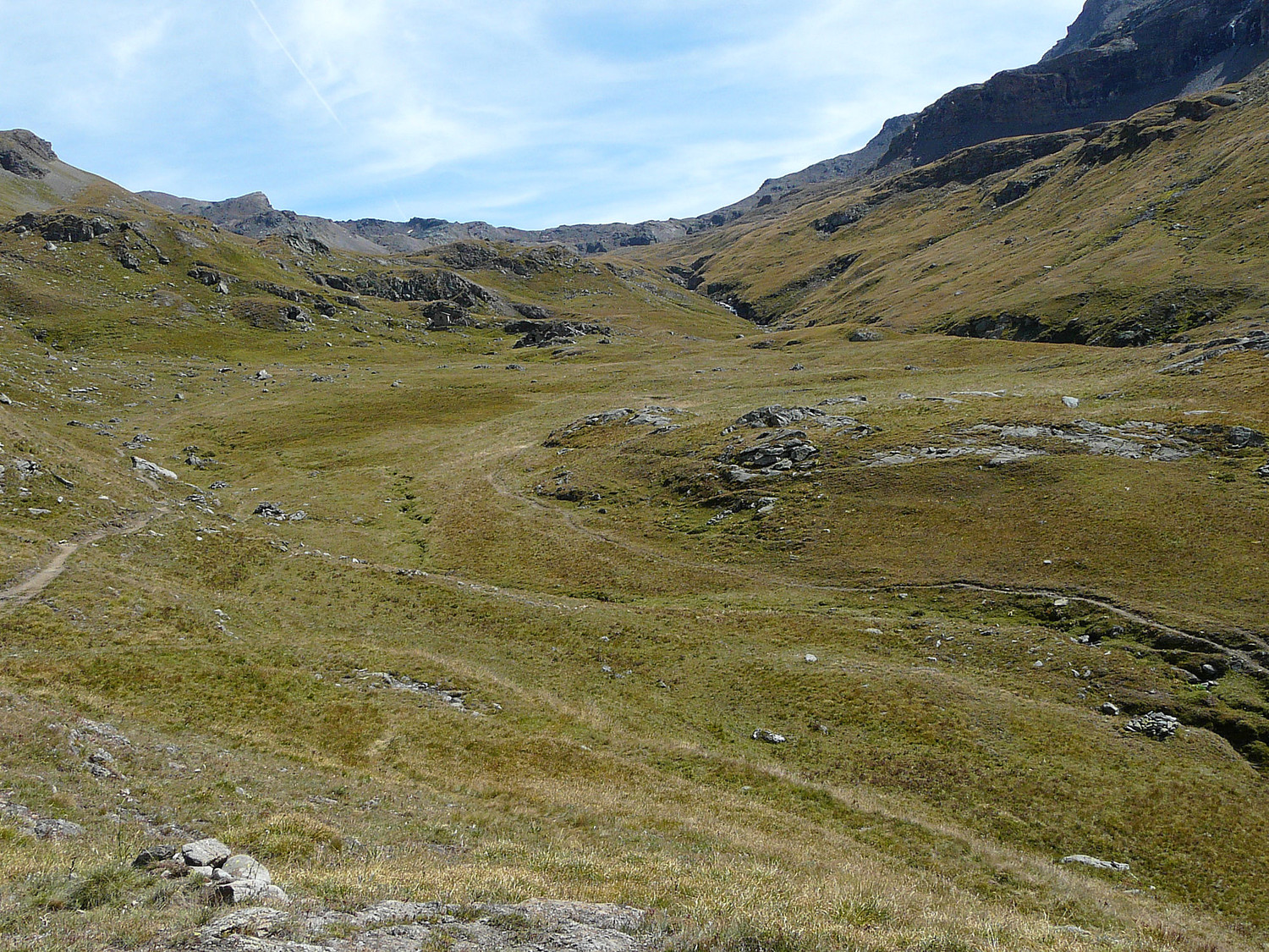 Le vallon de Grauson et le col d'Invergneux à l'horizon
