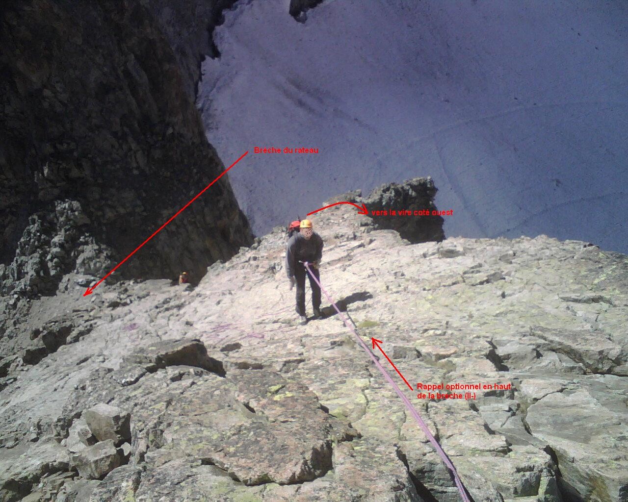 Dans les dalles faciles au dessus de la brèche