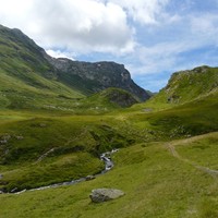 Vallée de la Canau et cabane de Lourdes