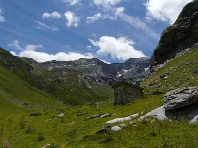 Cabane de la vallée de Sausse dessus Cabane de la vallée de Sausse dessus