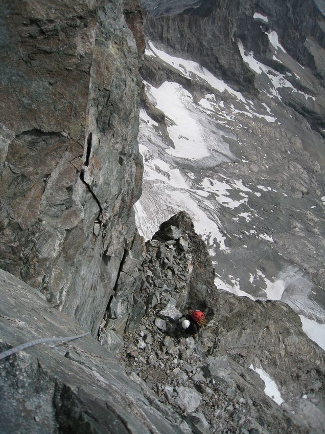 Longueur sur le pilier le long du couloir