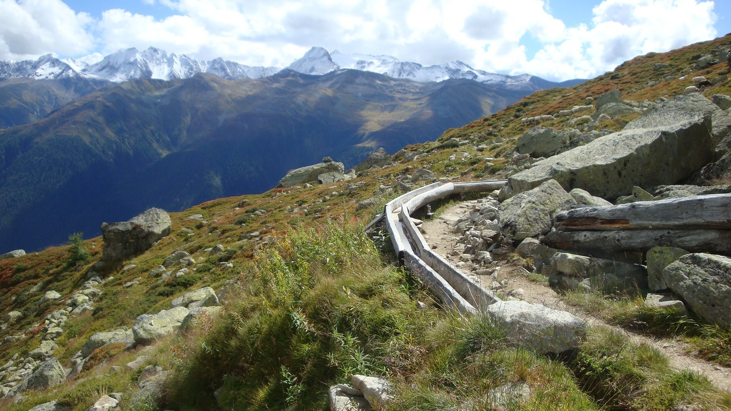 Bisse de Unnera: passage en bazots