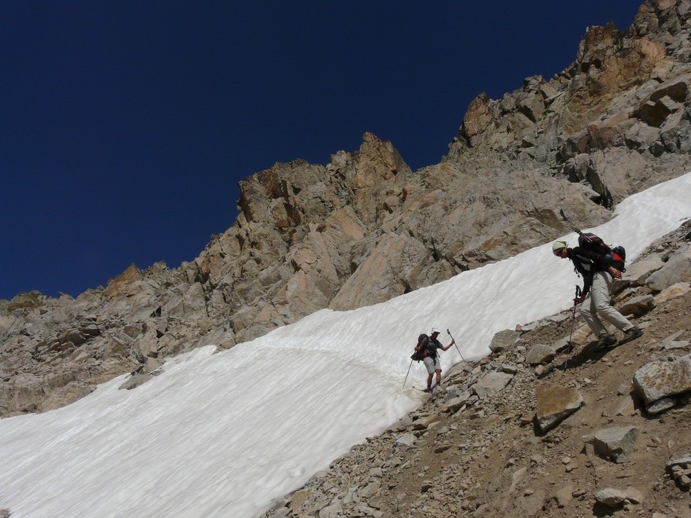 Sous le col de Mulleres, versant E