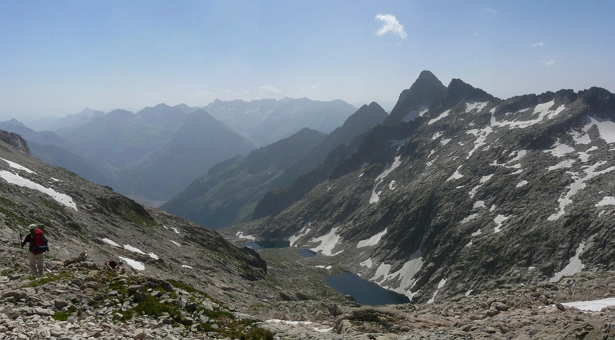 Descente sur les lacs de Mulleres