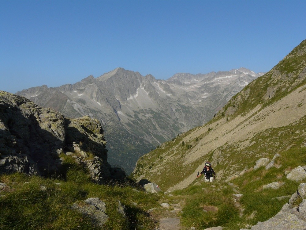 En montant au port de Rius, vue sur le massif de l'Aneto