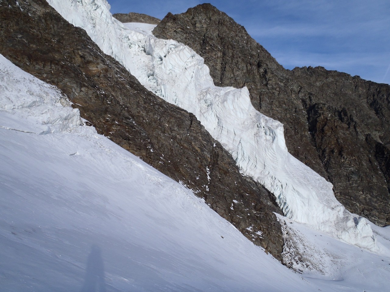 A gauche du premier mur de glace