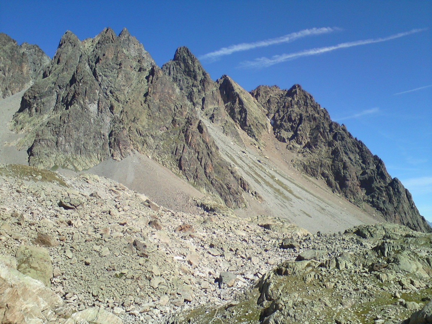 Aiguille des Chamois, où on y voit plutôt des bouquetins