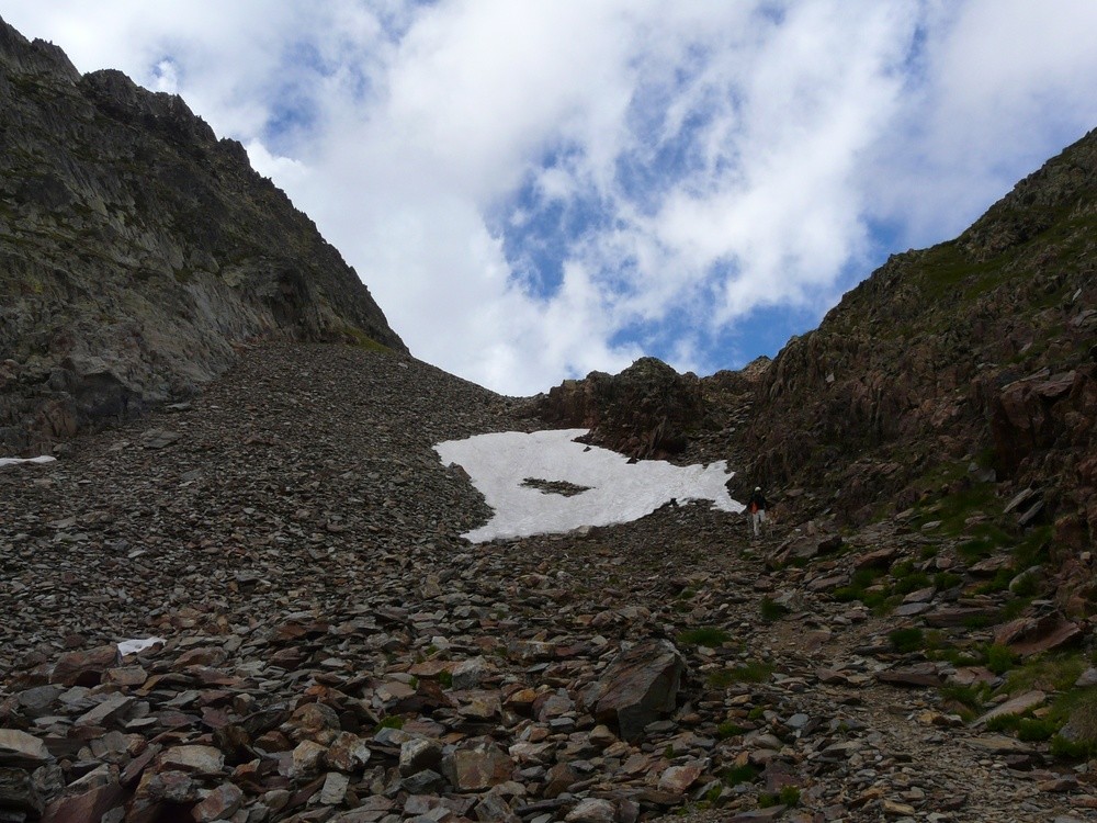 Dans le versant E du col de Certascan