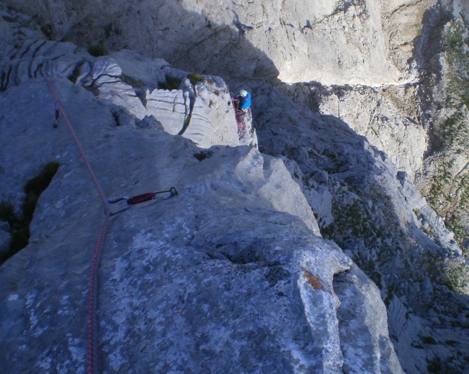 Carnaval Doute, Pointe Blanche, Aravis, L6 fin du pilier