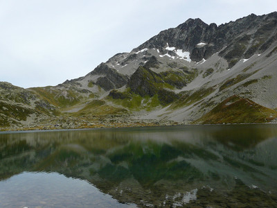 Lac Jovet et le mont Tondu Lac Jovet et le mont Tondu