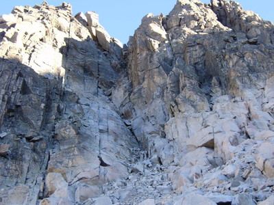 couloir de "gauche" sous la pointe Astorg (à G, se voit pas trop) couloir de "gauche" sous la pointe Astorg (à G, se voit pas trop)