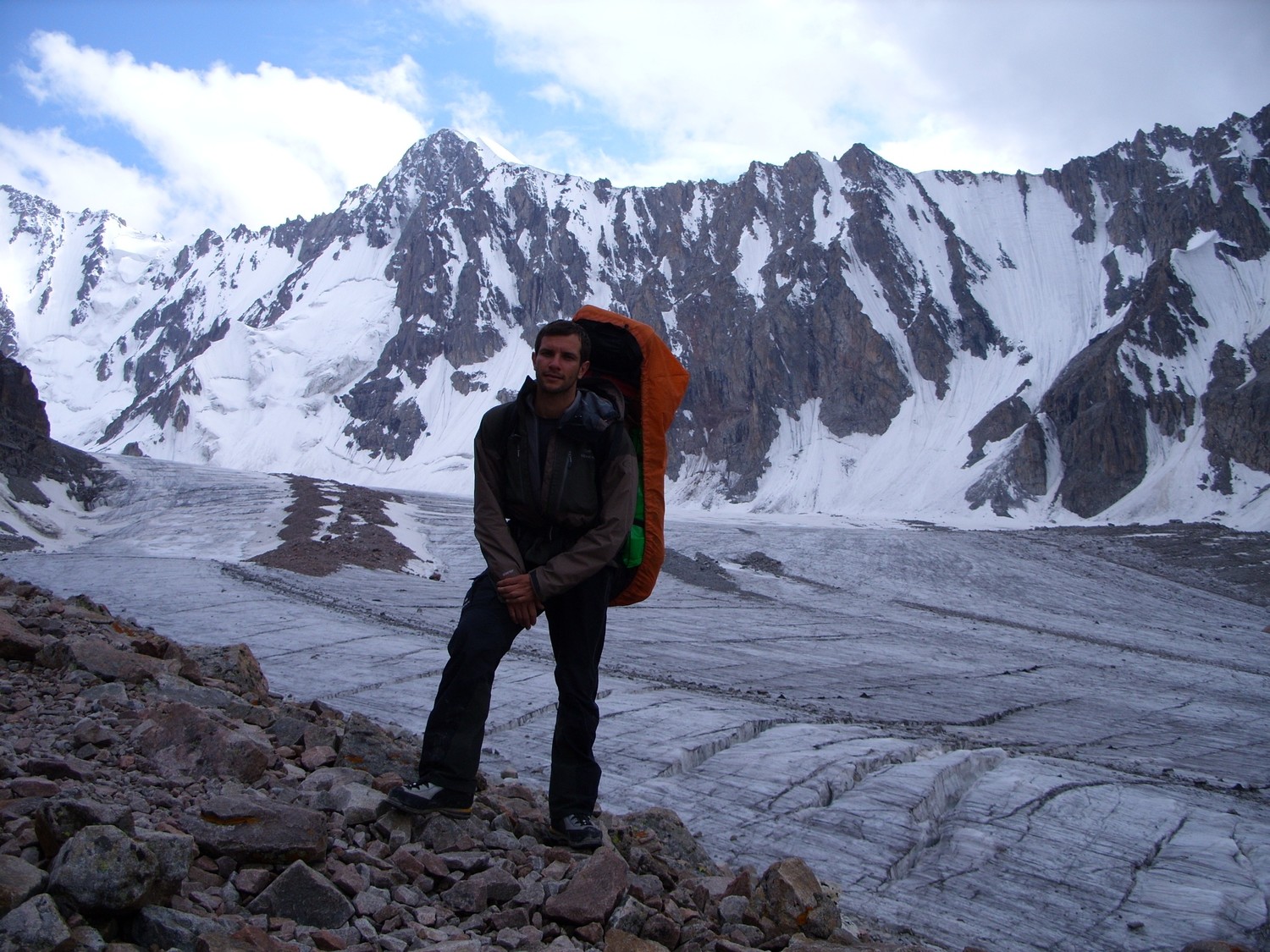 Glacier Akl Sai