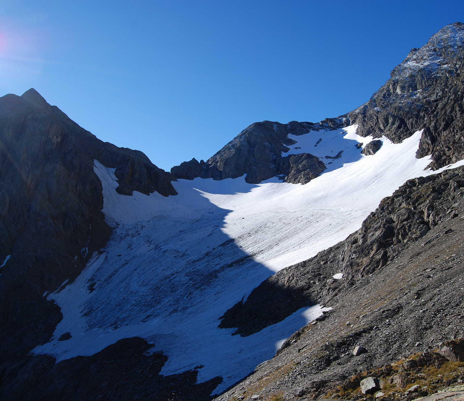 La Vedretta del Lupo vista presso il bivacco Corti da 2500 m circa, catasto CGL n° 543