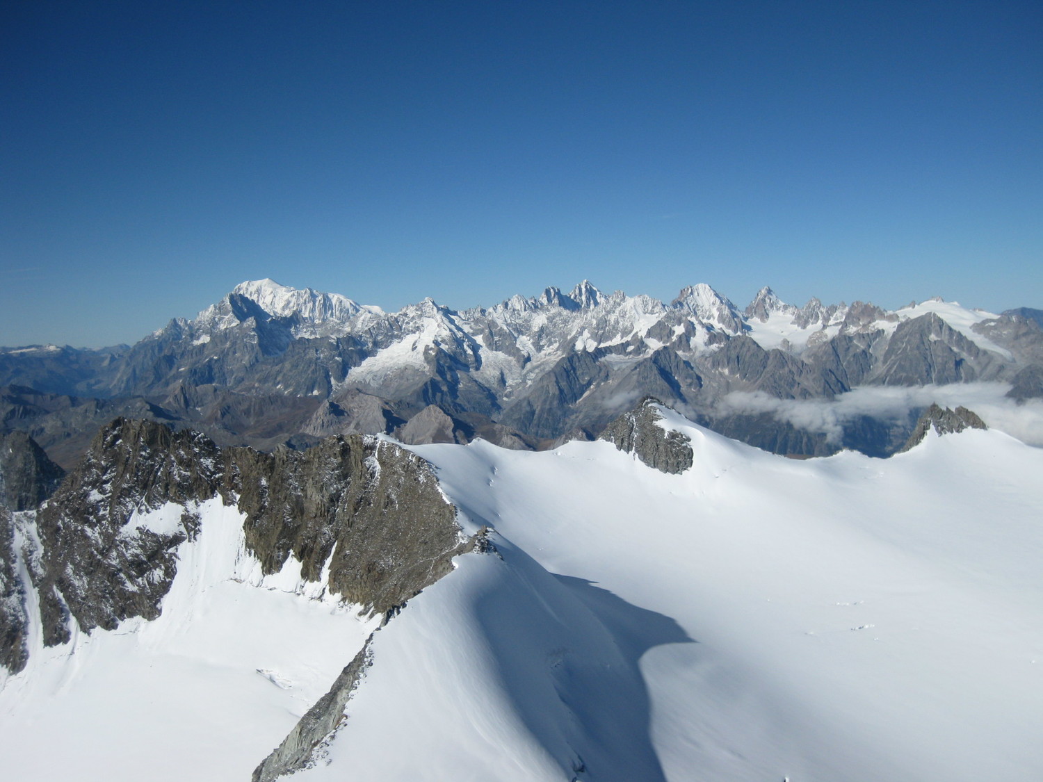 Vue depuis le sommet du Combin de Corbassière