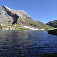 Lac Egorgéou 2394m, la Taillante 3197m. 07/2010, par omα