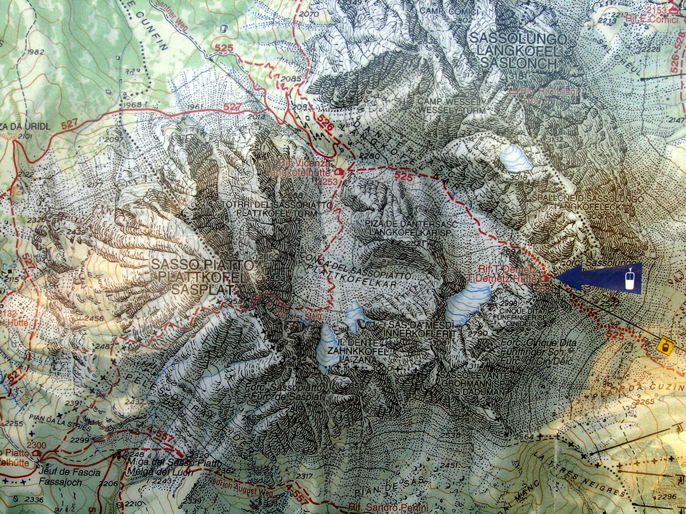 Carte du groupe du Sassolungo