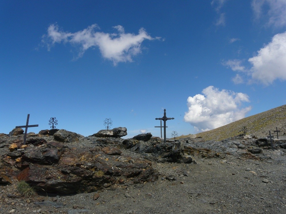 Coll de Nou Creus