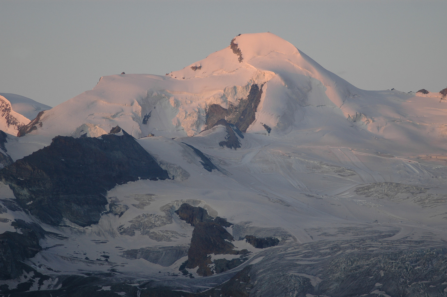 Allalinhorn 4027m , face N. 08/2009