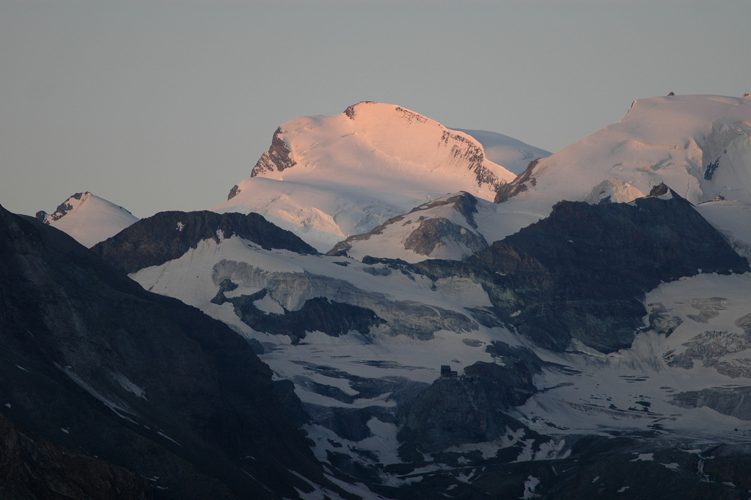 Strahlhorn 4190m , face N. 08/2009