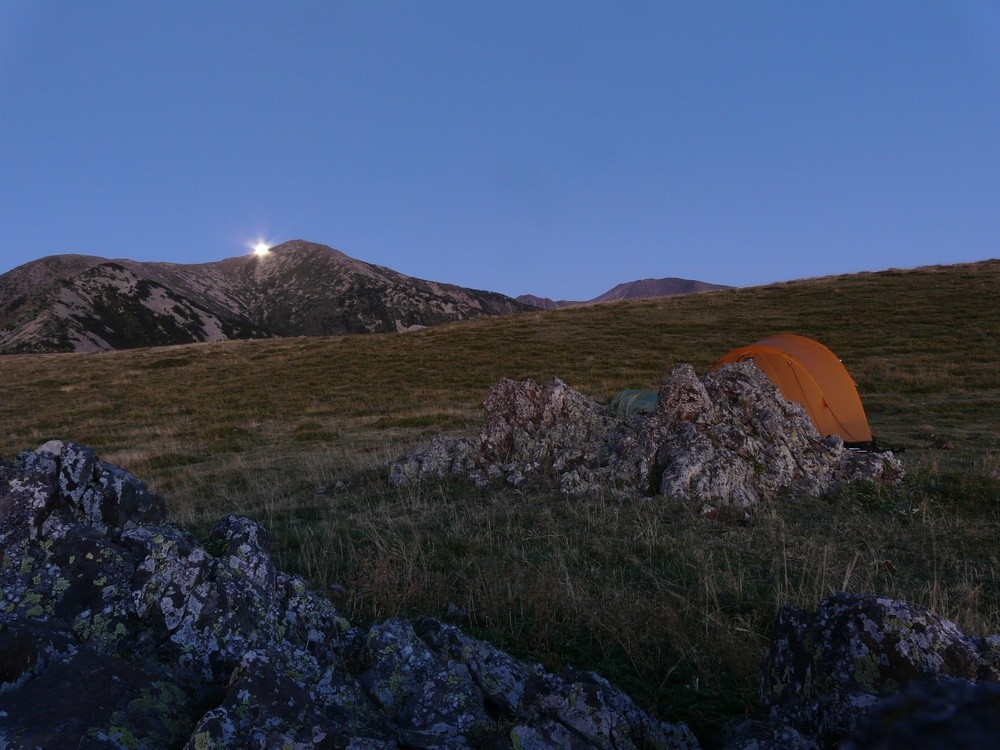 Coucher de lune au Pla de la Pelote