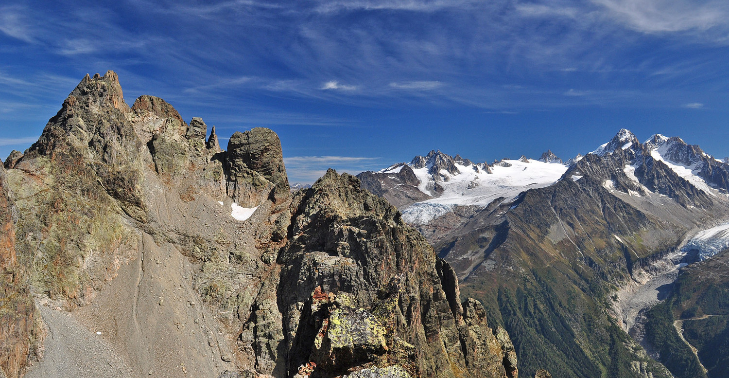 L'Aig. des Chamois depuis Tête Plate