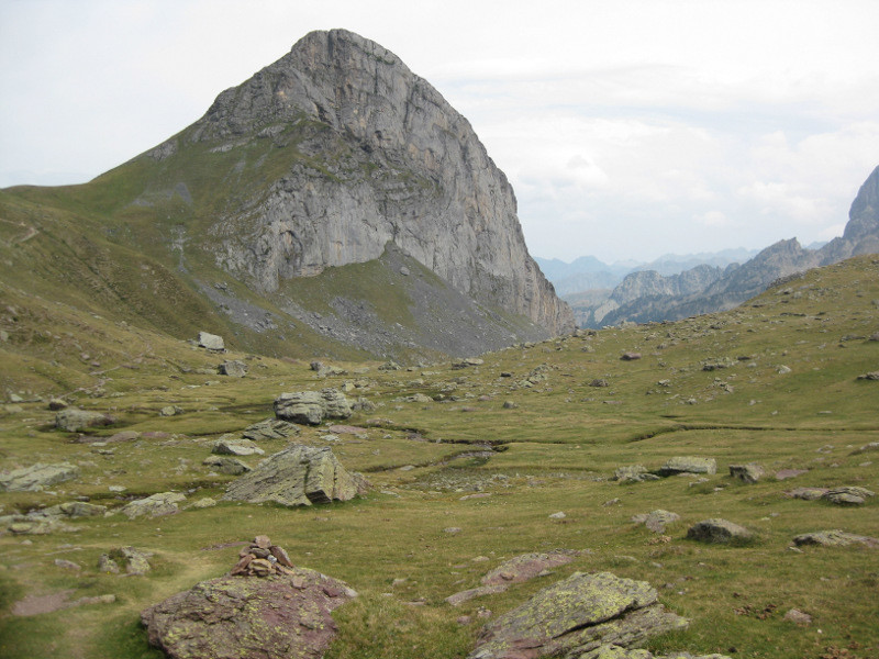 Pic Castérau en descendant du col des Moines