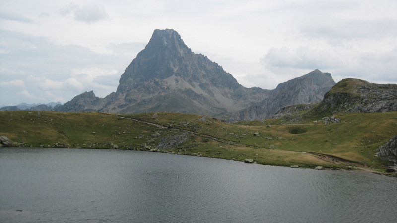 Ossau le mio devant le lac Castérau