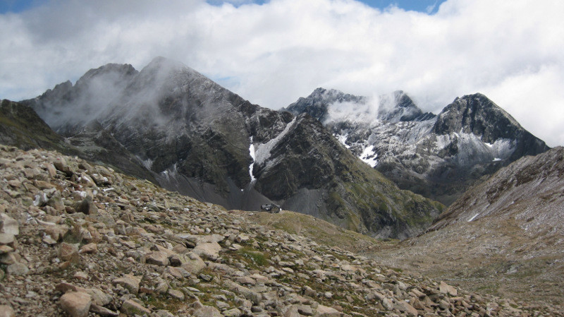 refuge de Baysselance depuis la Hourquette d'Ossoue