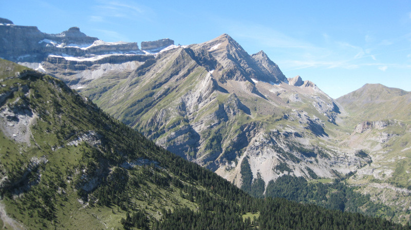 Brèche de Roland et Tallion depuis le refuge des Espuguettes