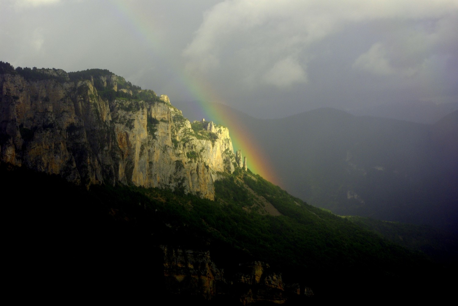 Arc-en-ciel sur le cirque d'Archiane