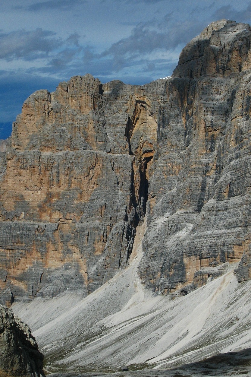 Le Gran Portale (la vulve...) entre Cima Scotoni et Cima de Fanes