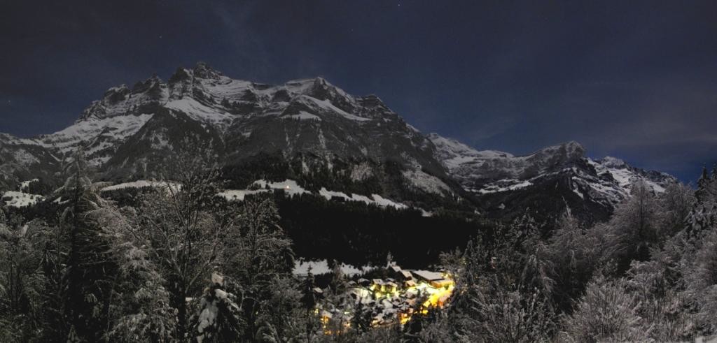 Champéry de nuit