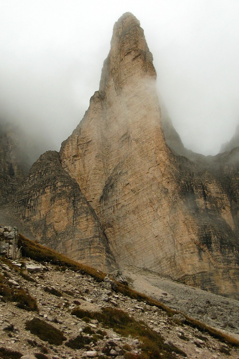 Le Spigolo Giallo de la Cima Piccola (Tre Cime di Lavaredo)