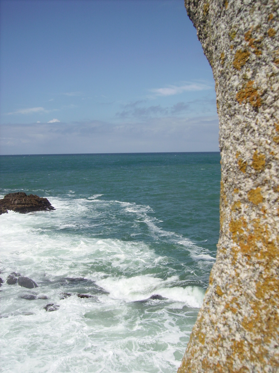 De l'échancrure, la mer