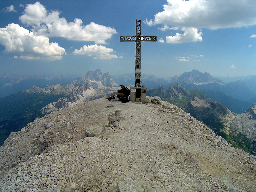 Tofana di Rozes : sommet