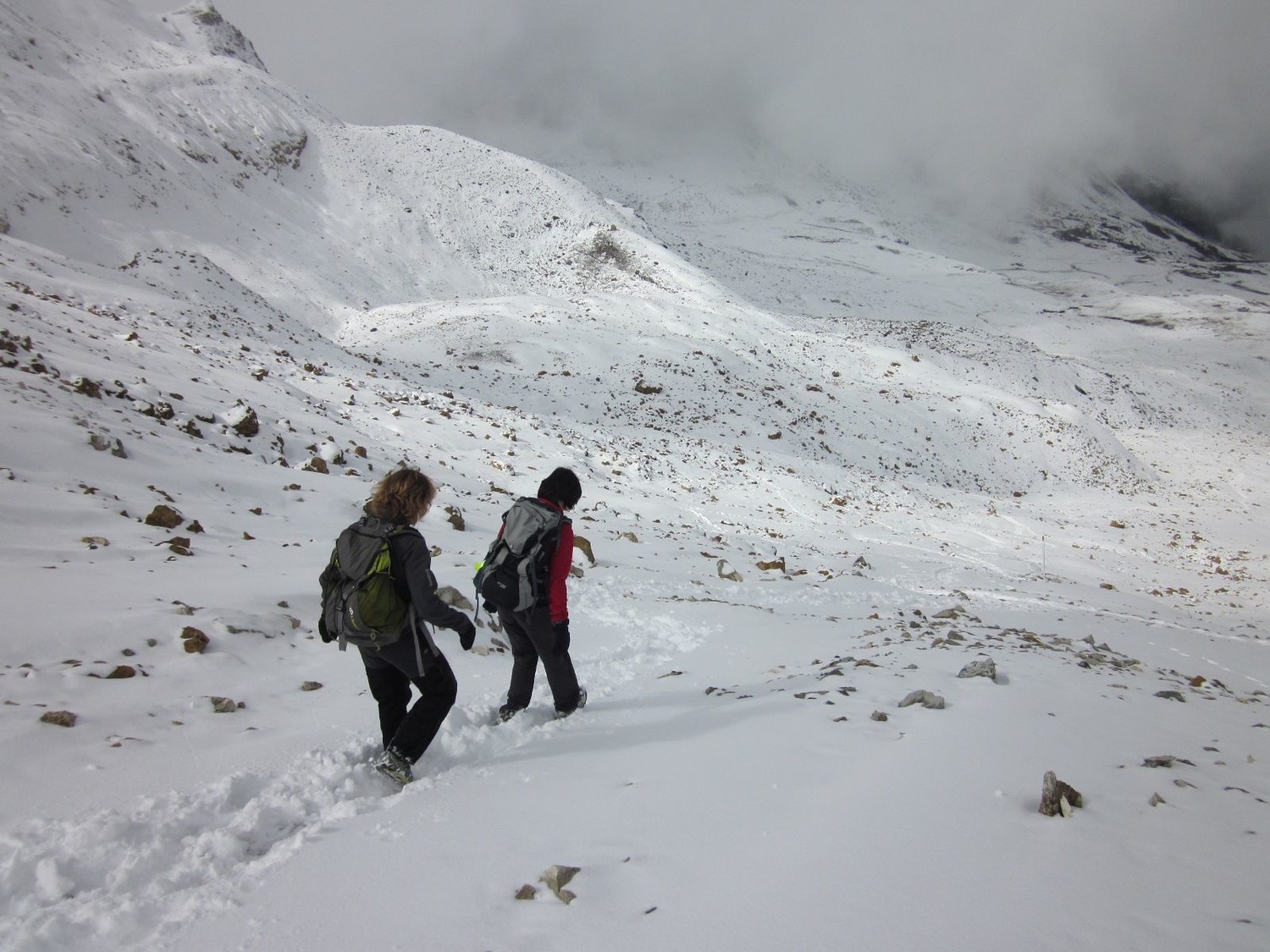 Descente depuis la cabane vers le lac du Louché