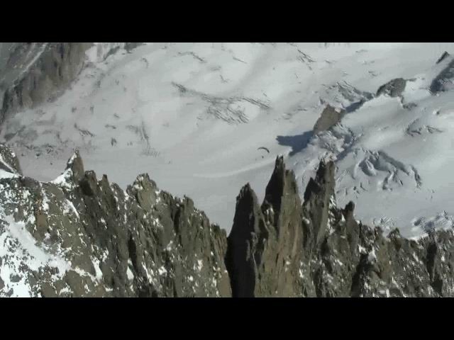 Parapente sur les Aiguilles du Diable