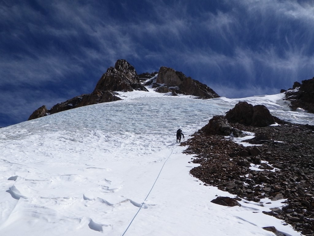 Sur l'arête SE.