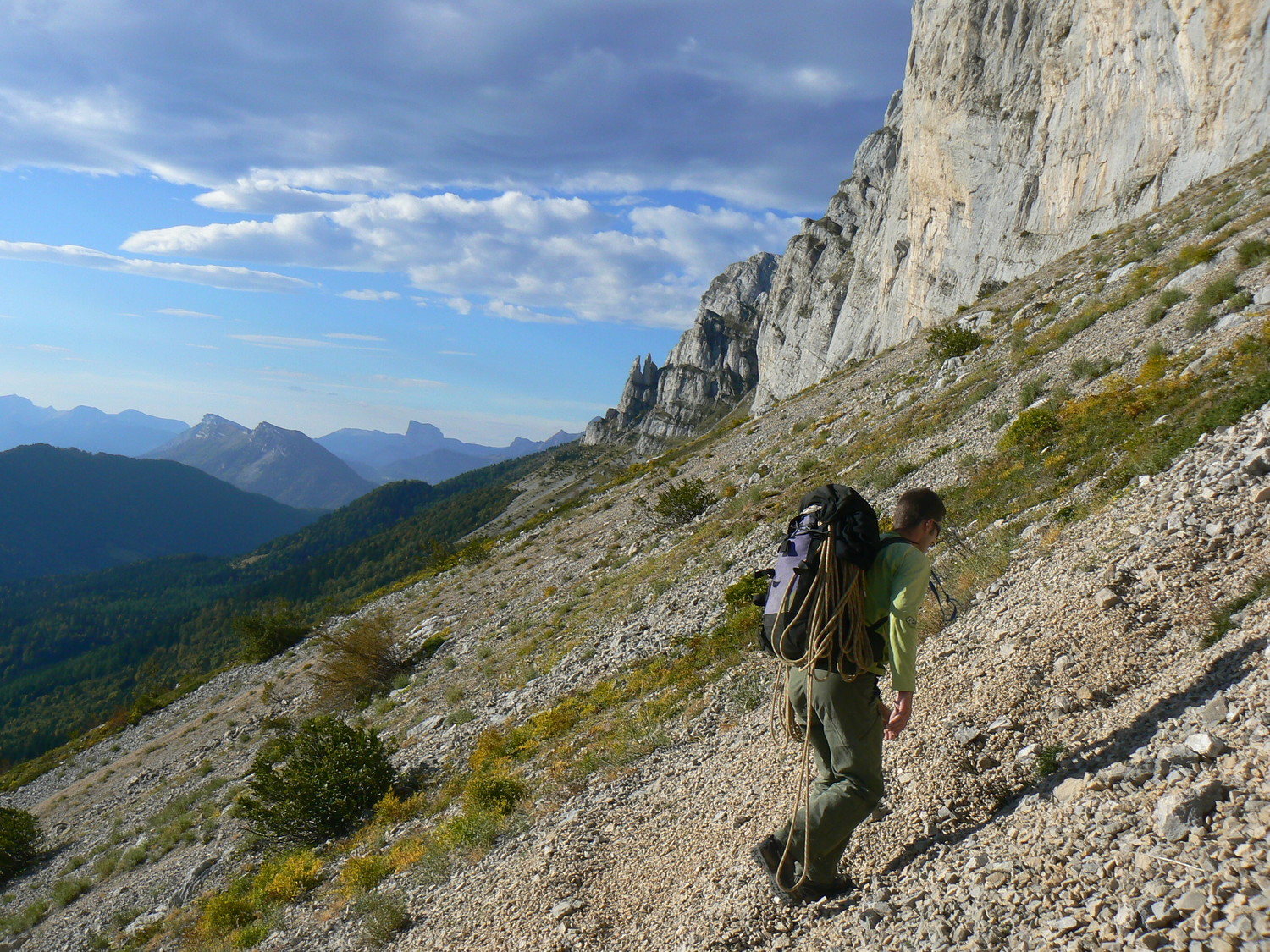 Dans l'approche du pilier de la double brèche