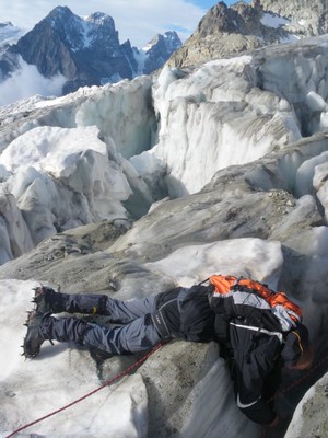A LA PECHE AU GANT A LA PECHE AU GANT