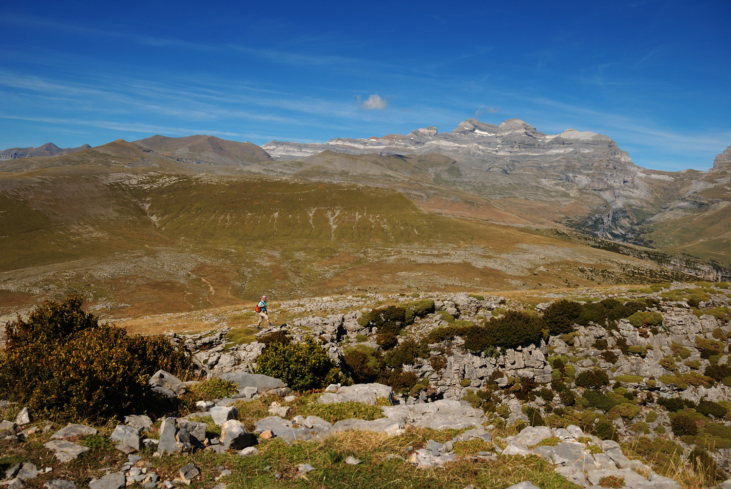 Du sommet du Mondoto (Añisclo), vue en direction du Mont Perdu