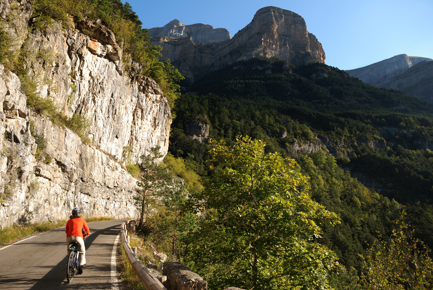 Montée à vélo à la Prairie d'Ordesa