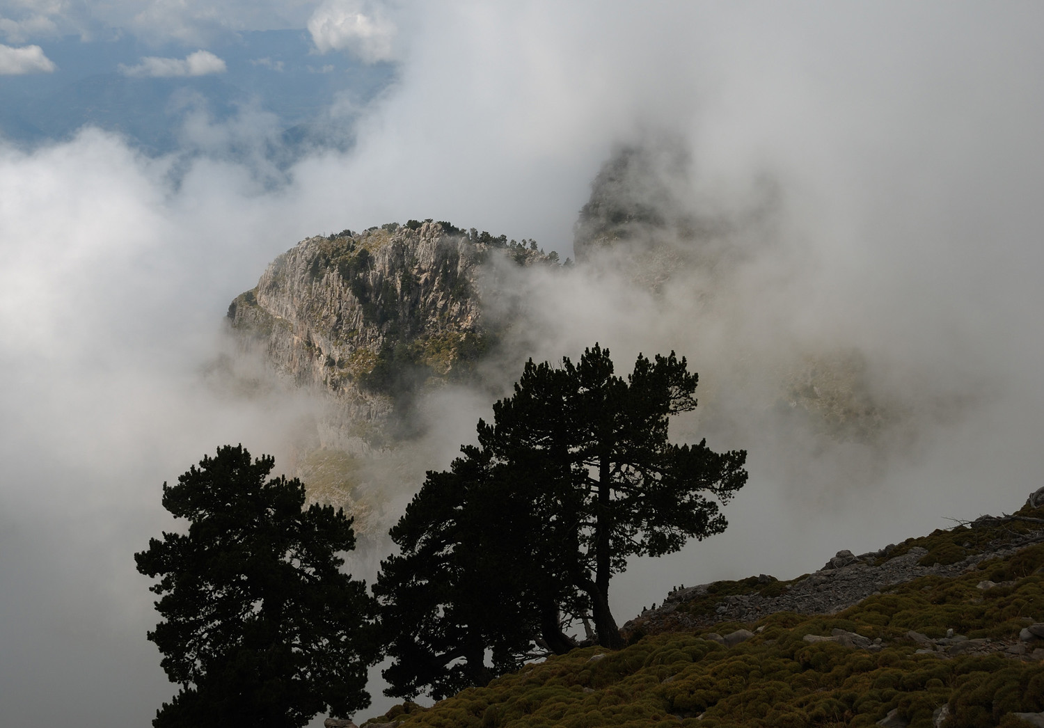 Montée à la Peña Montañesa, vers 1800m.