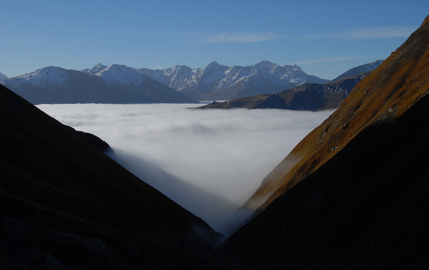 Nebbie sopra Livigno dalla Valle del Saliente.