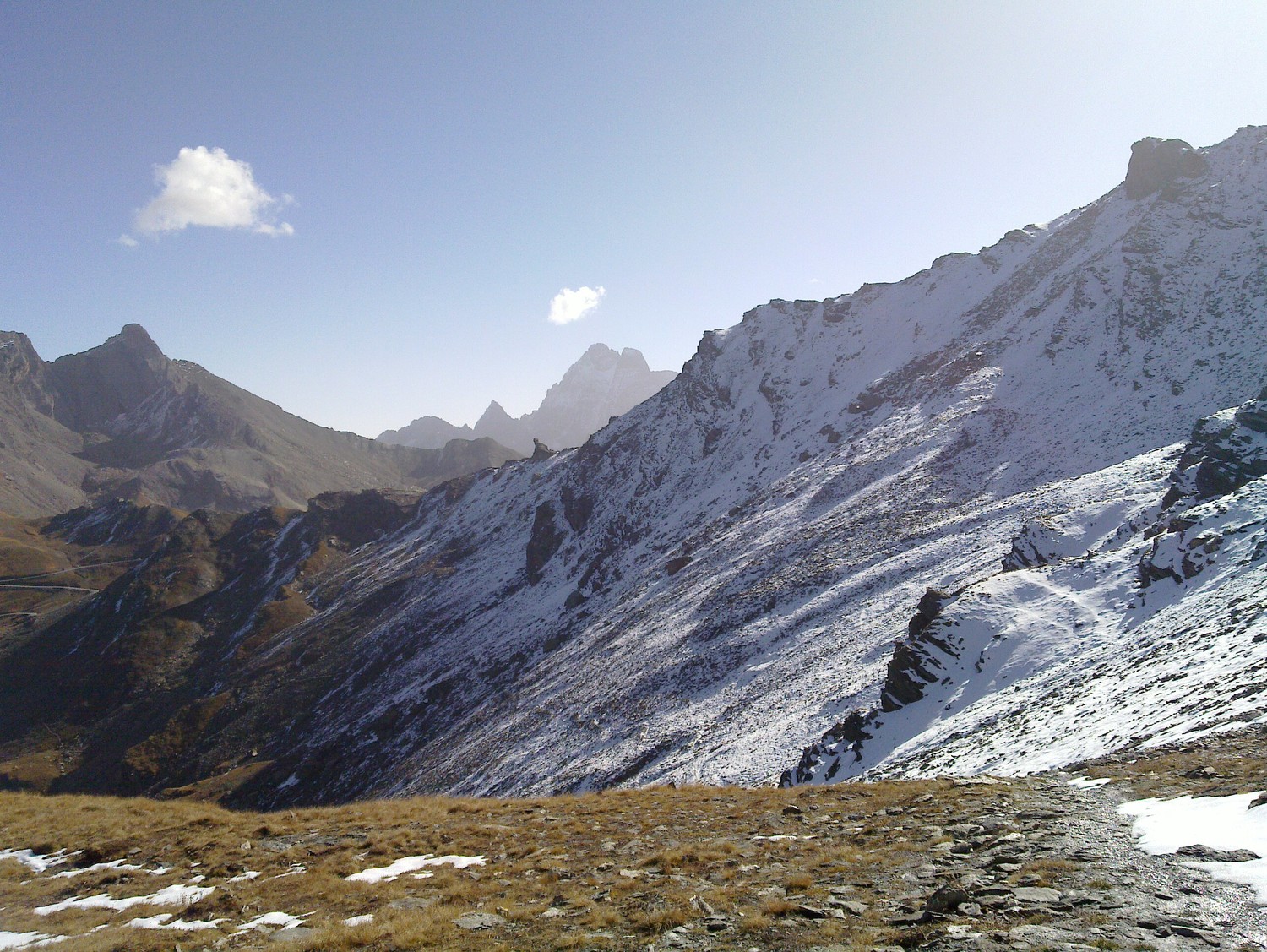 Vu du col de chamoussière ; le viso et le pic d'asti