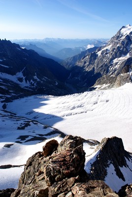Depuis l'arête Sud du Pic du Glacier Blanc Depuis l'arête Sud du Pic du Glacier Blanc