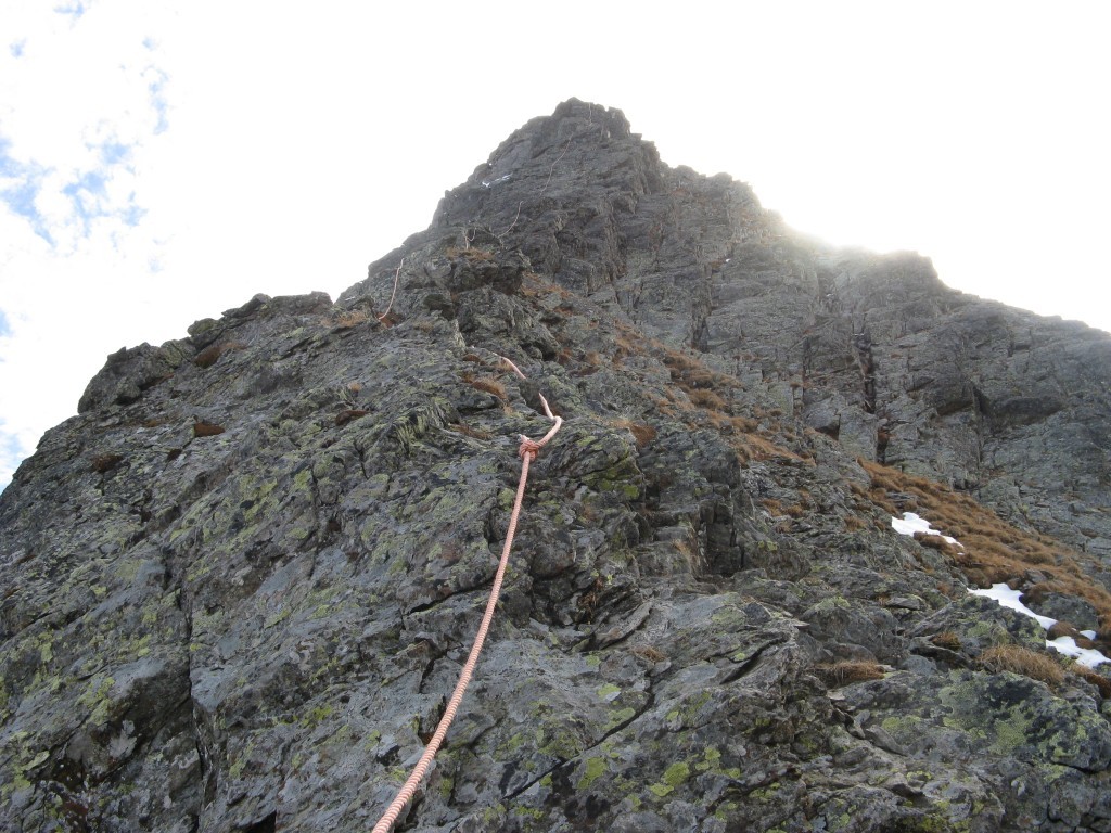 Parte alta della ferrata, attrezzata con canapone.