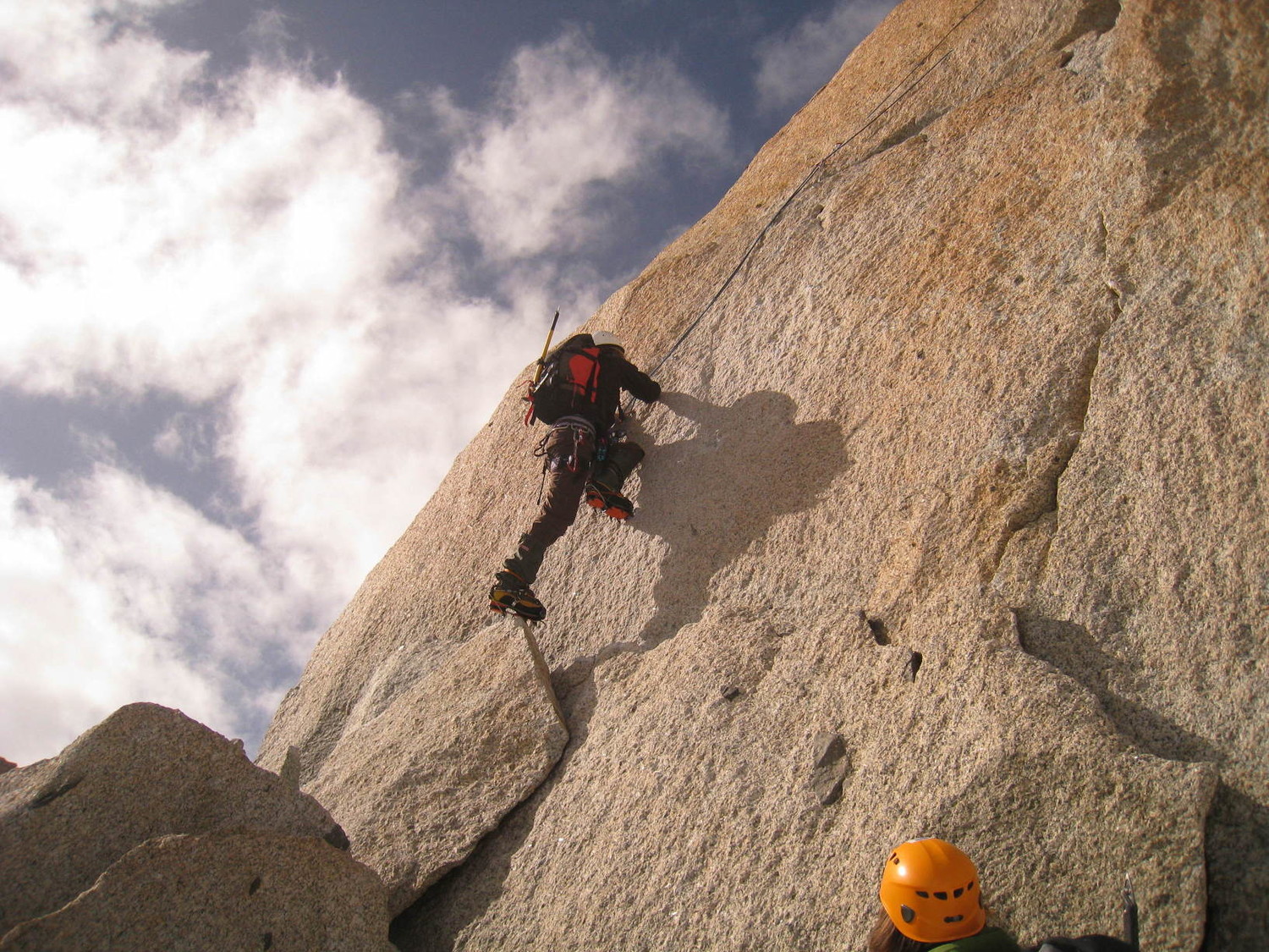 Crux de la voie, petit mur.