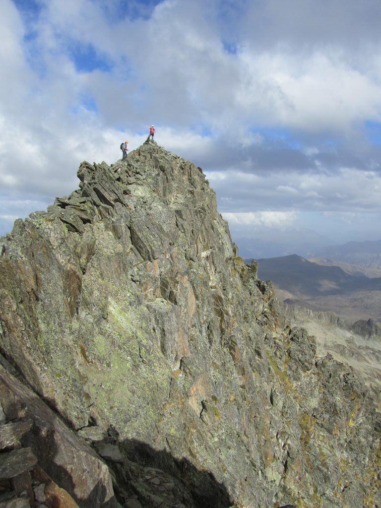 Arrivée au sommet de la Pyramide